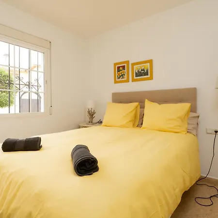 Charming Two Bedroom House Close To The Sea Holiday home Marbella